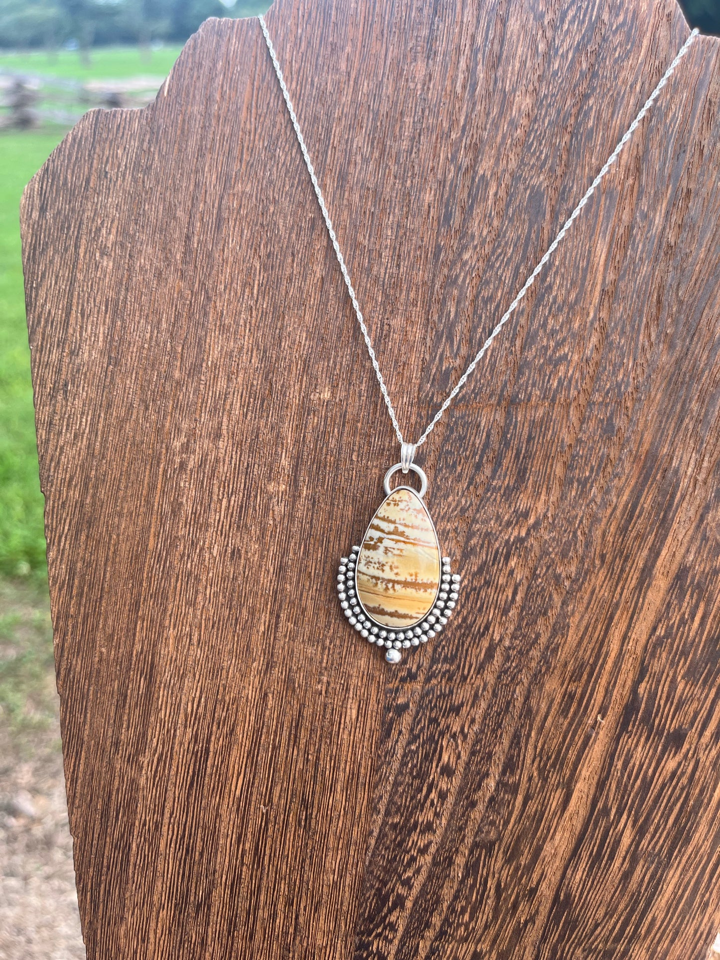 picture jasper necklace